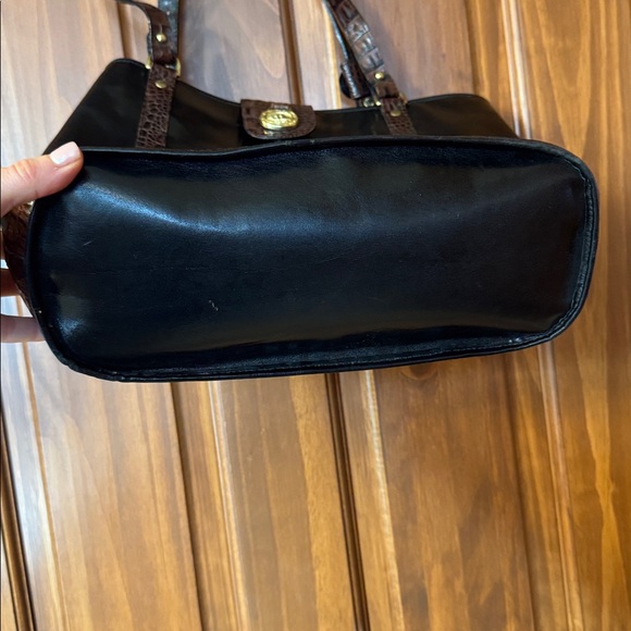 Brahmin Leather Purse - Picture 4 of 10